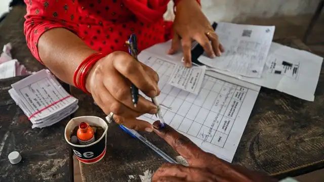 n698938763176975028741147157297713c6f9d819aef4b9ab46f039cde98c494abf2ccf3756f035c2cd260